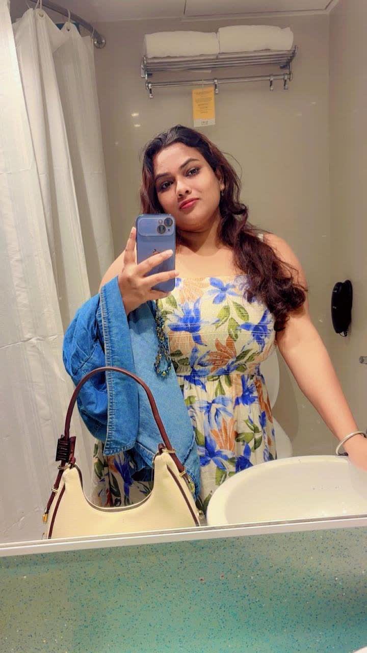 Lovely - Mumbai Escort Sneha